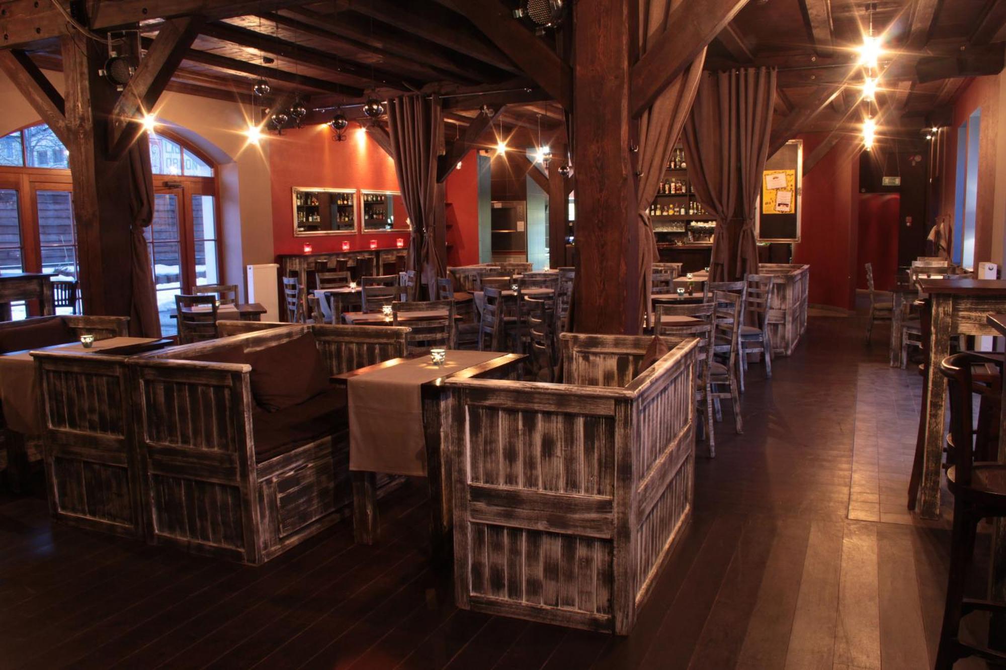 A' Propos Hotel, Restauracja, Club Wałbrzych Εξωτερικό φωτογραφία