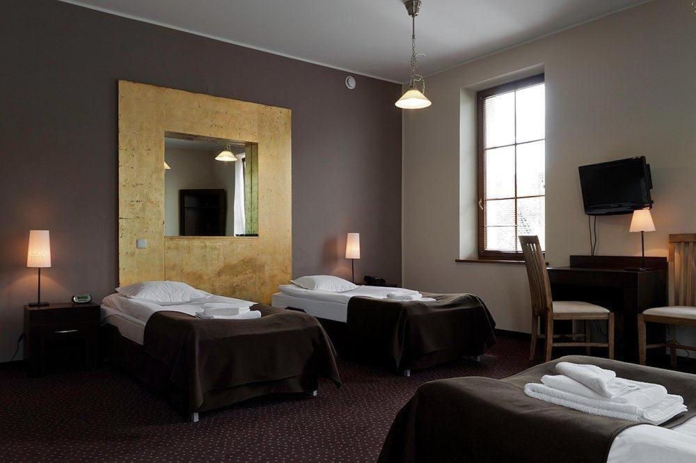A' Propos Hotel, Restauracja, Club Wałbrzych Δωμάτιο φωτογραφία
