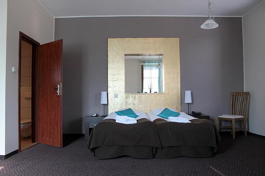 A' Propos Hotel, Restauracja, Club Wałbrzych Δωμάτιο φωτογραφία