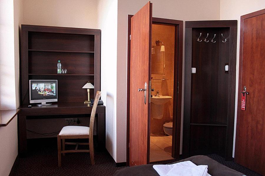 A' Propos Hotel, Restauracja, Club Wałbrzych Εξωτερικό φωτογραφία